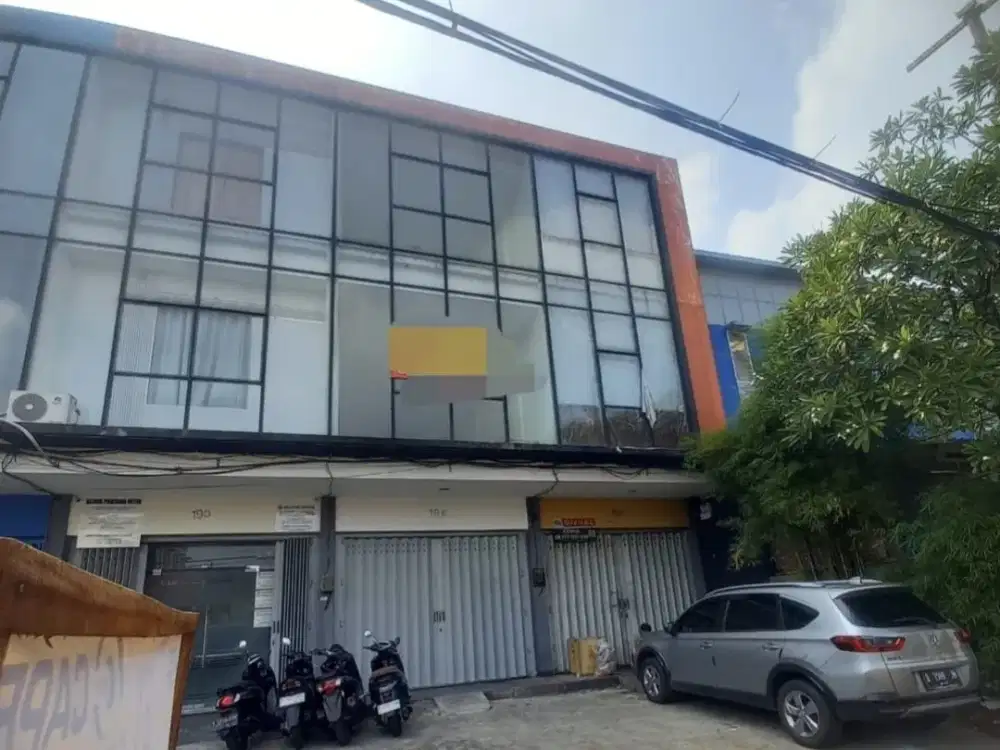 Ruko 3 Lantai Di Permata Buana Jakarta Barat Strategis Hadap Jalan Raya