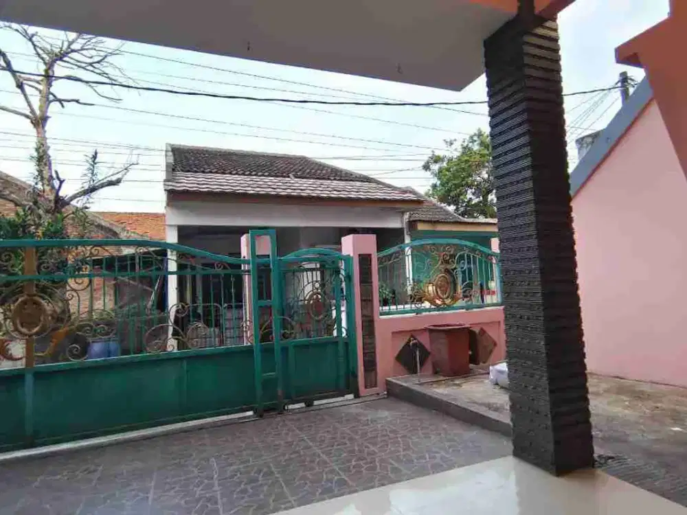 Dijual Rumah 2,5 Lantai Kokoh di Jatiasih Bekasi  Lokasi strategis, dekat Perum PEMDA Jatiasih