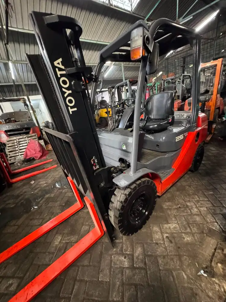 Toyota 2.5 Ton Mast STD 3 Meter Bergaransi Mesin