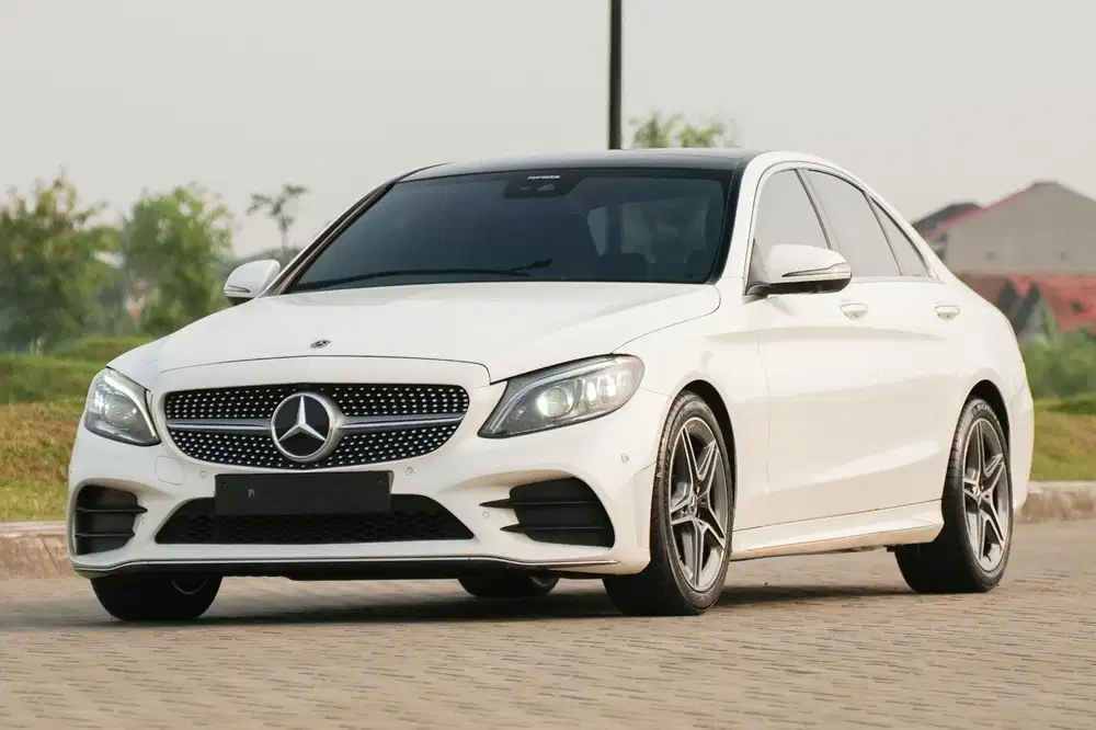 Silent Wealth! Mercedes Benz C300 AMG Facelift 2019 320i e350 c200