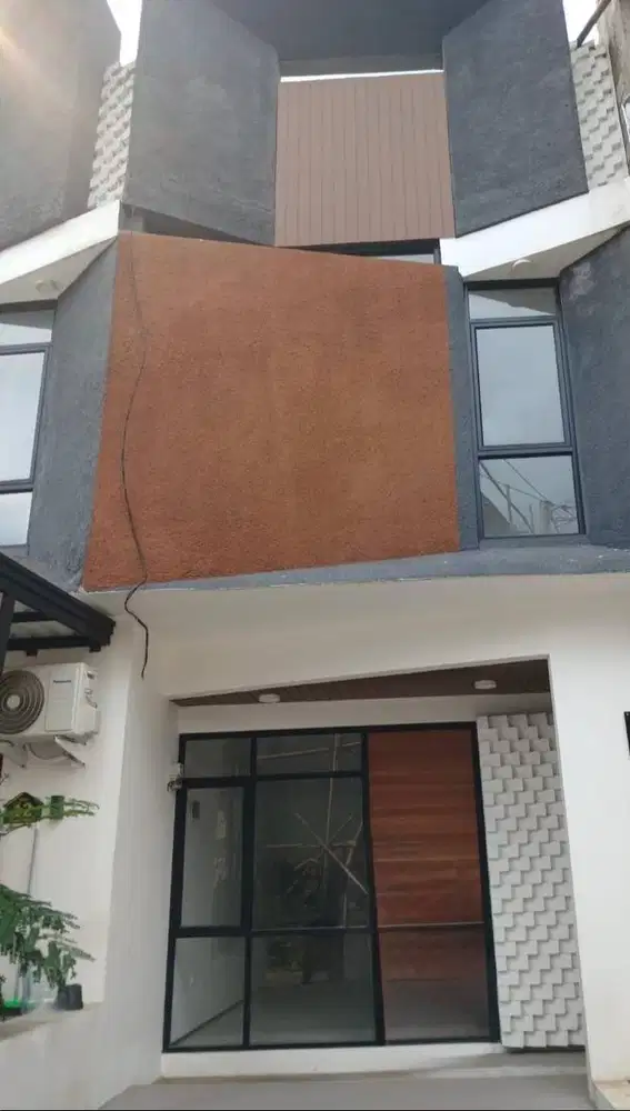DIJUAL RUMAH BARU GAYA MODERN DI CLUSTER JAK-SEL