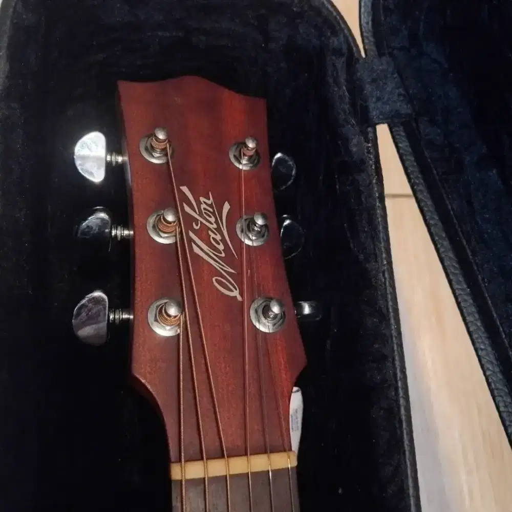 Gitar akustik elektrik maton SRS 808 lengkap Hardcase