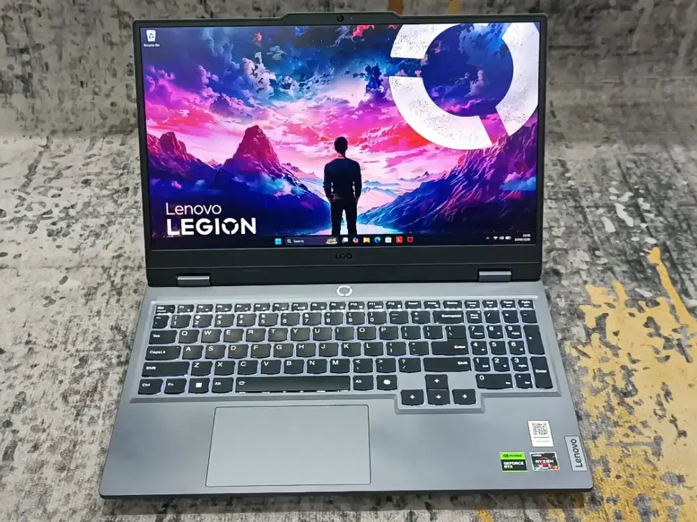 Lenovo LOQ 15 Ryzen 7-7435HS 12GB 512GB RTX 4050 6GB ADP ON Juni 2027