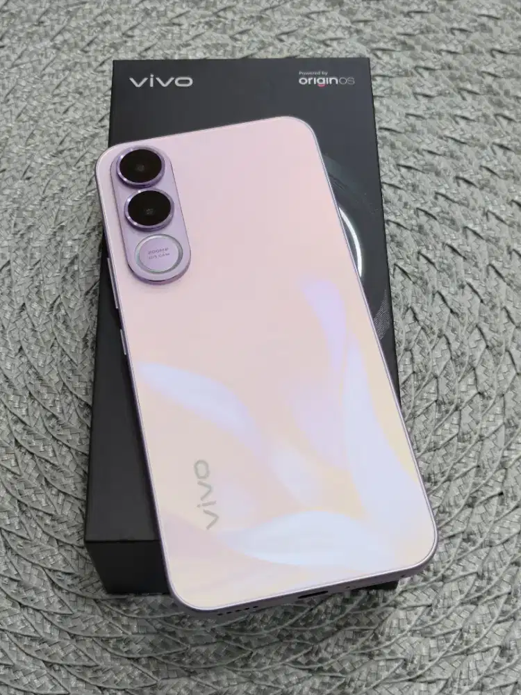 Vivo V70  FE 5G 12/256 Gb BNOB