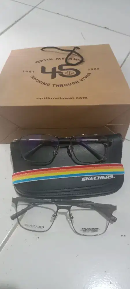 Kacamata nike titanium original