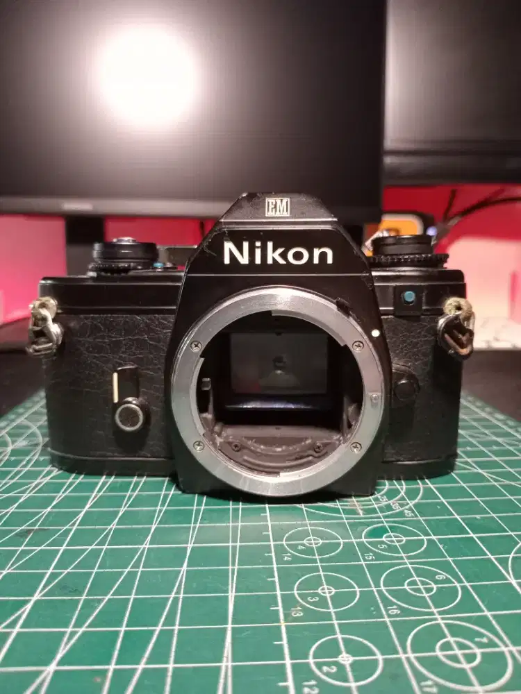 Nikon EM Body (1979)