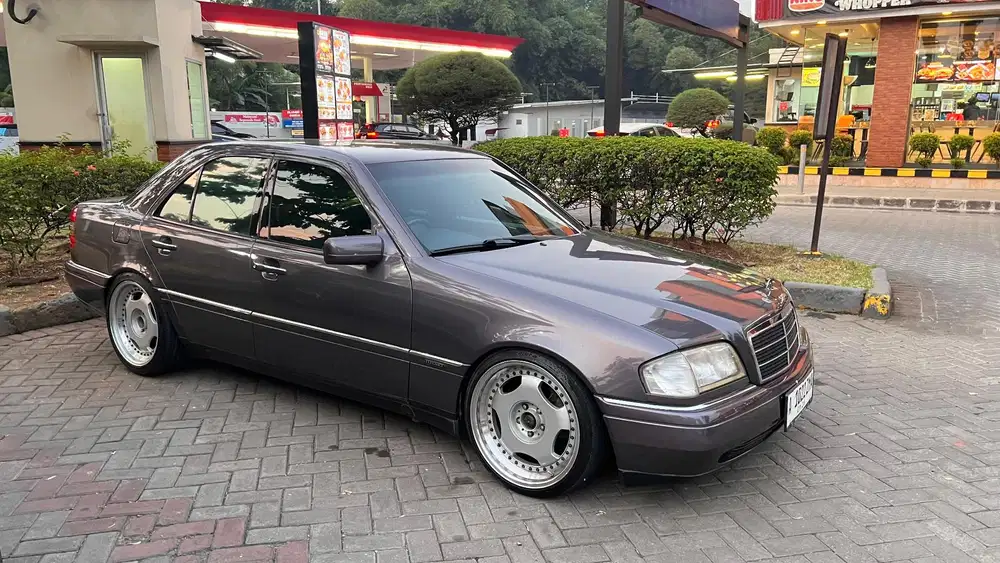 Mercedes-Benz C230 1998 Bensin