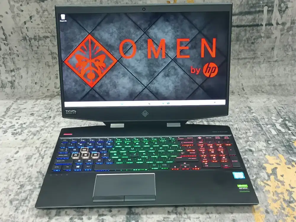 HP Omen 15 Core i7-9750H 16GB 512GB RTX 2060 6GB 160W FHD 144Hz RGB