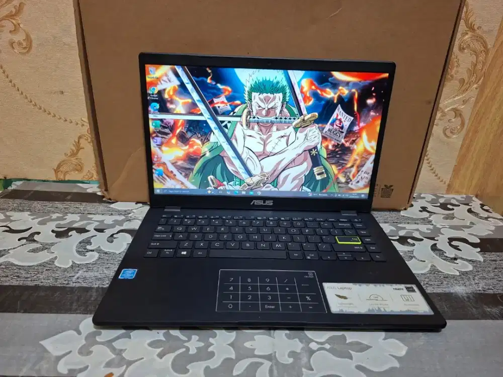 Laptop Asus Vivobook E410MA