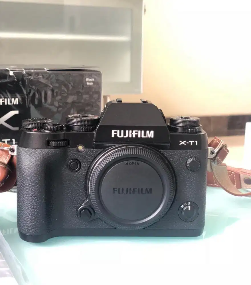 Camera Fuji XT 1 body only