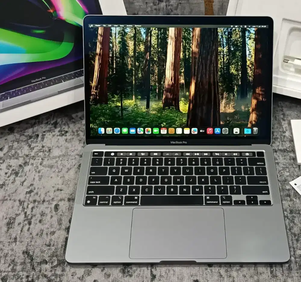 MacBook Pro M2 2022 13 TouchBar 8GB 256GB Gray Fulset Like New