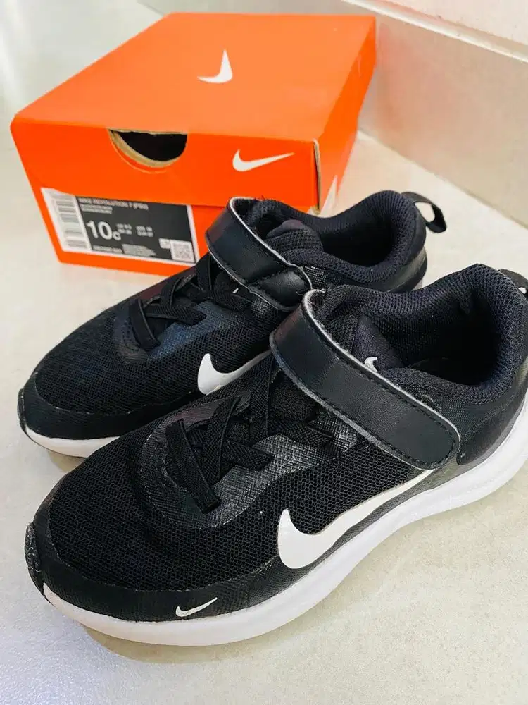 For Sale Nike Revolution 7 (PSV) Kids Preloved - Original Siap Pakai