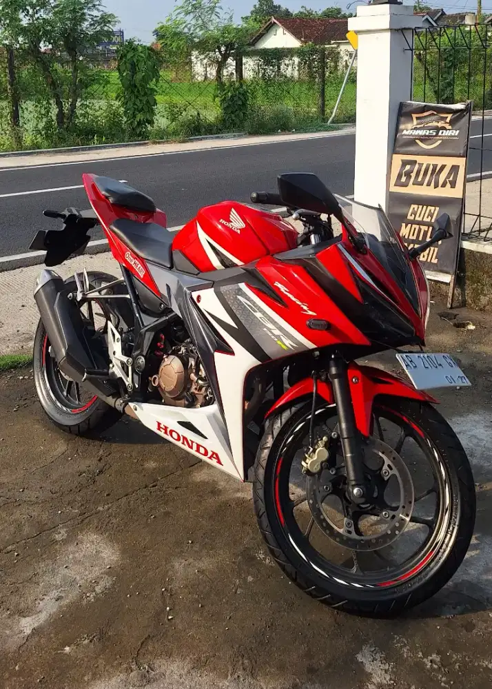 CBR 150r 2017 Dijual Cepat