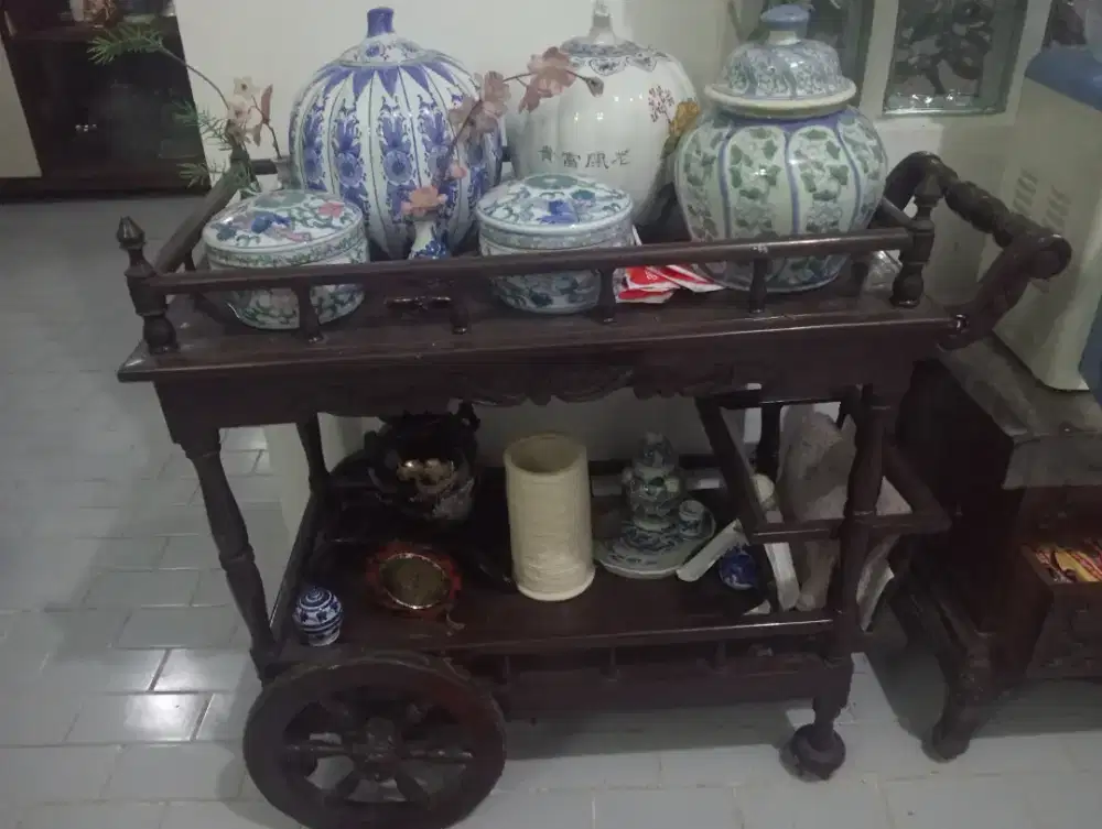 Hiasan kereta kayu jati antik
