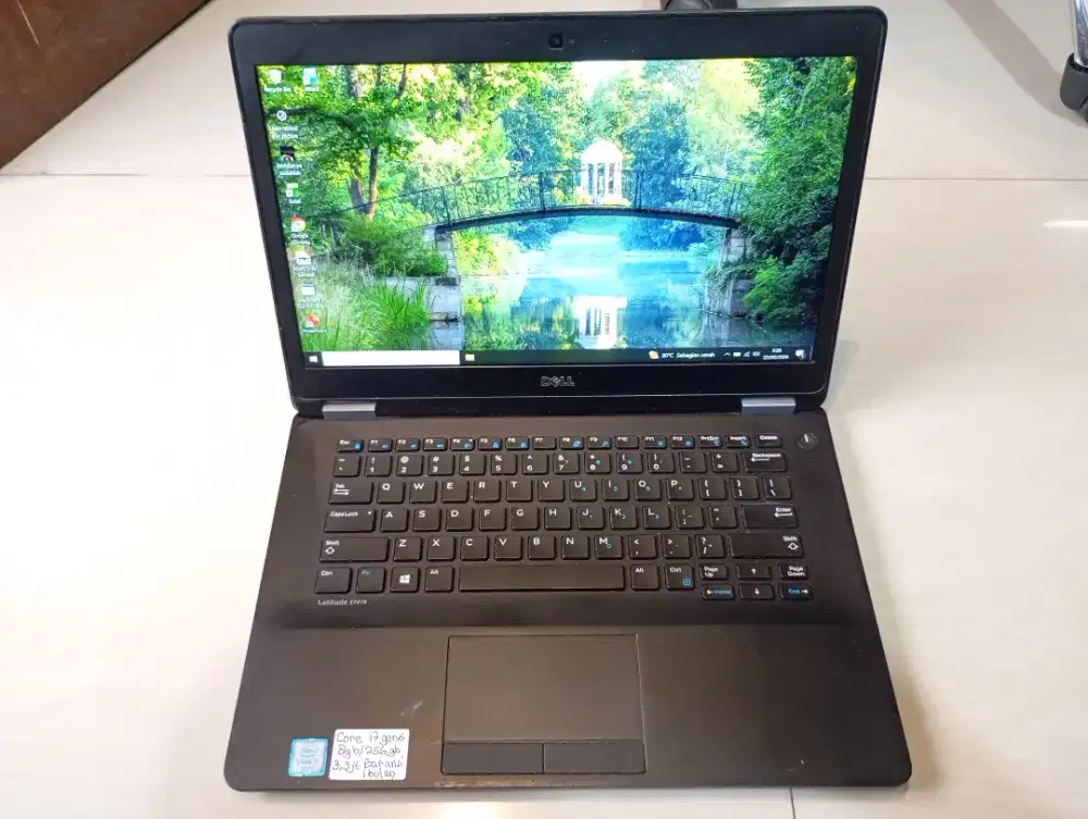 Dell latitude e7470 core i7 6600u ram8gb ssd256gb 14inch murah saja
