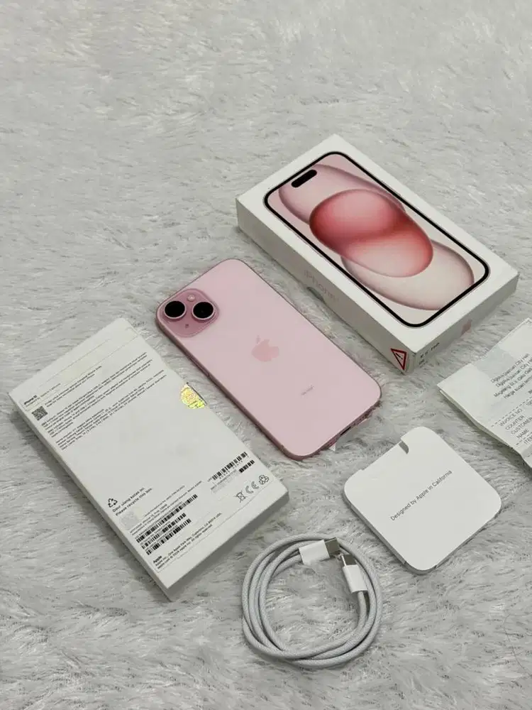 iPhone 15 128GB Resmi iBox Open Box Garansi 7 Juli 2027 - Pink