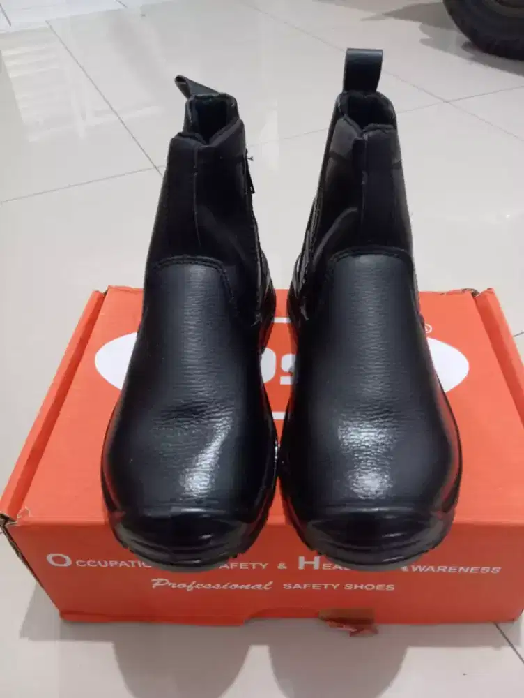 Jual sepatu safety