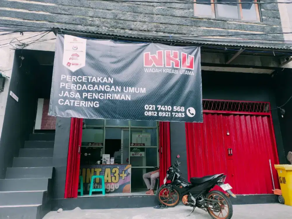 Ruko Luas ada pintu belakang