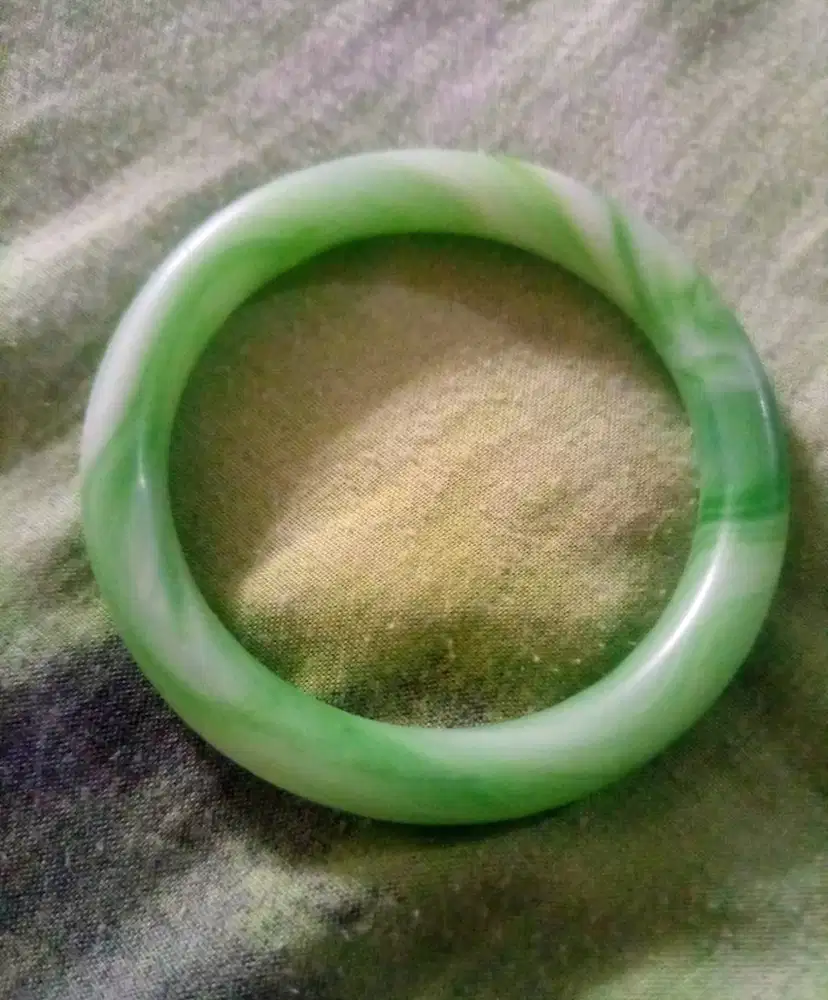 Jual giok berbentuk gelang