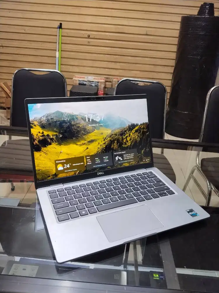 DELL Latitude 7430 i7 1265U RAM 32GB SSD 512GB NVMe Layar 14 IPS FHD