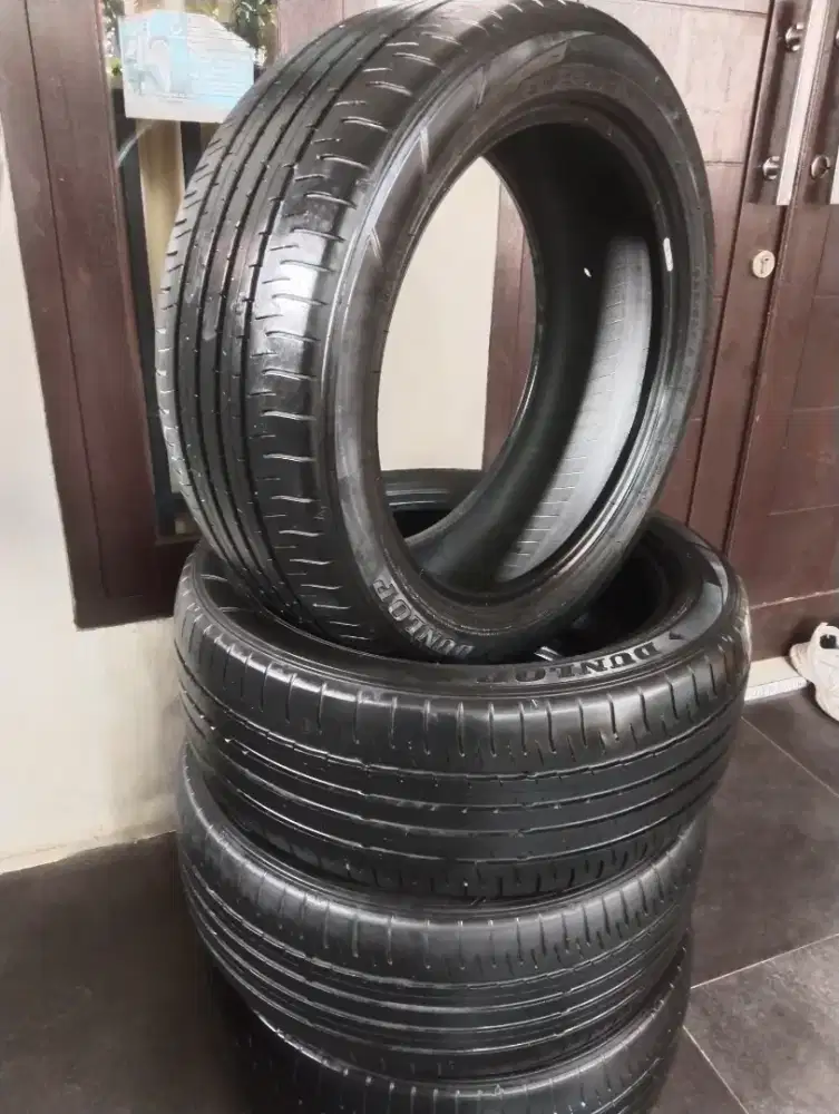 Ban Dunlop uk 225/50/18