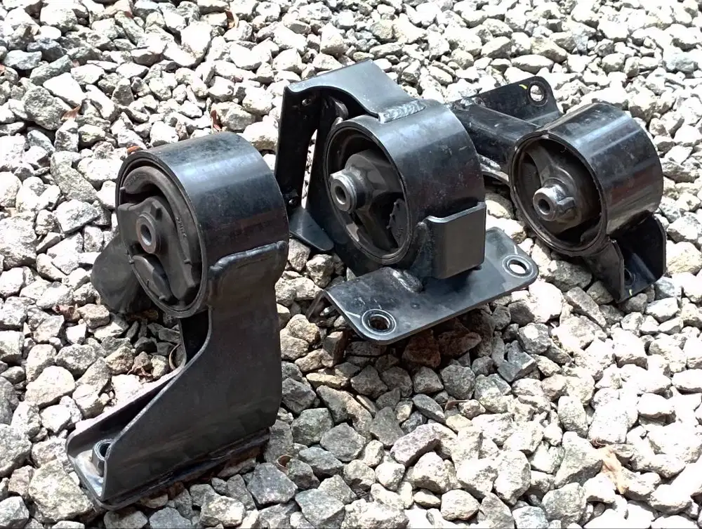 engine mounting original set suzuki karimun wagon R
