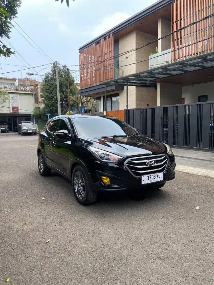 Hyundai Tucson 2.0 at thn 2014
