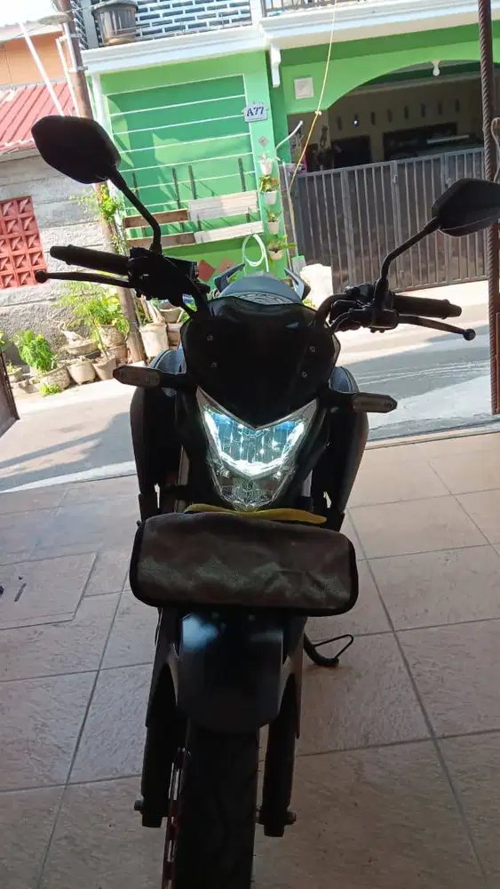 FOR SALE CB 150R TAHUN 2017 SPECIAL EDITION KM 36 RIBUAN