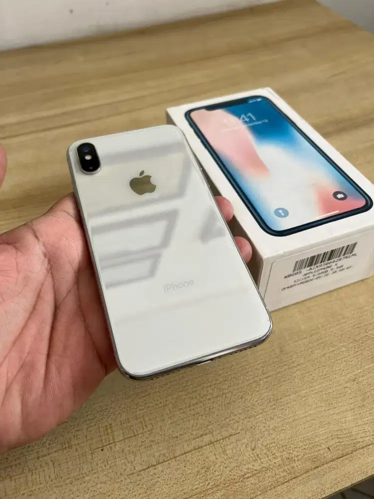 iPhone x 64 gb inter