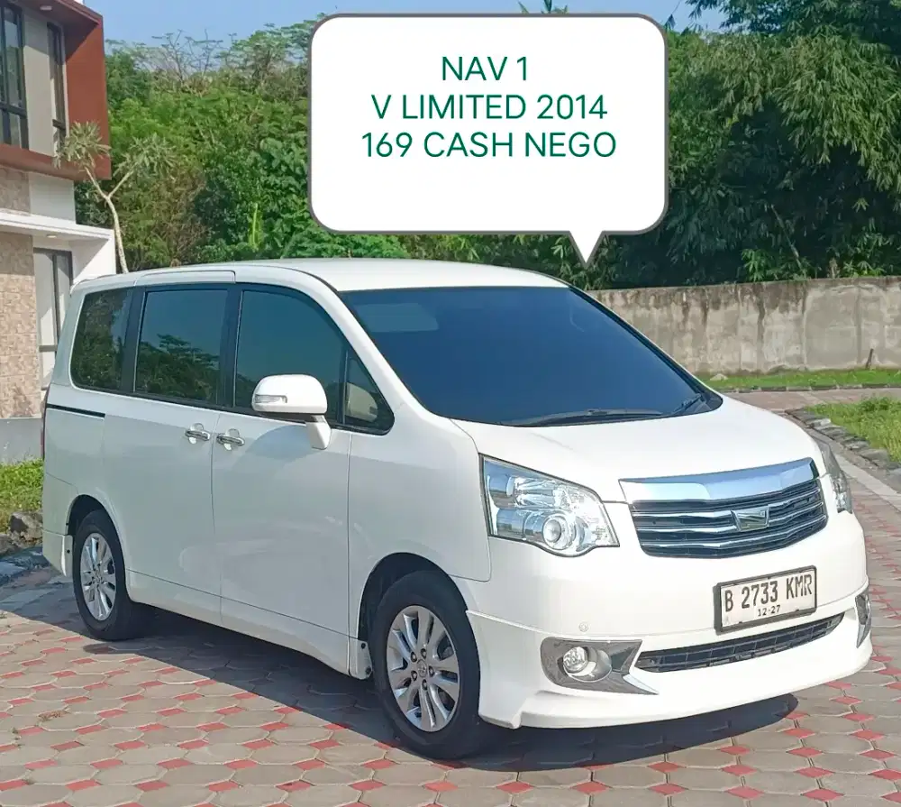 TOYOTA NAV 1 V LIMITED 2014