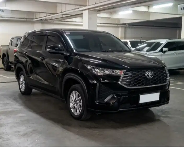 Kijang Innova Zenx 2.0 G Hybrid CVT 2024