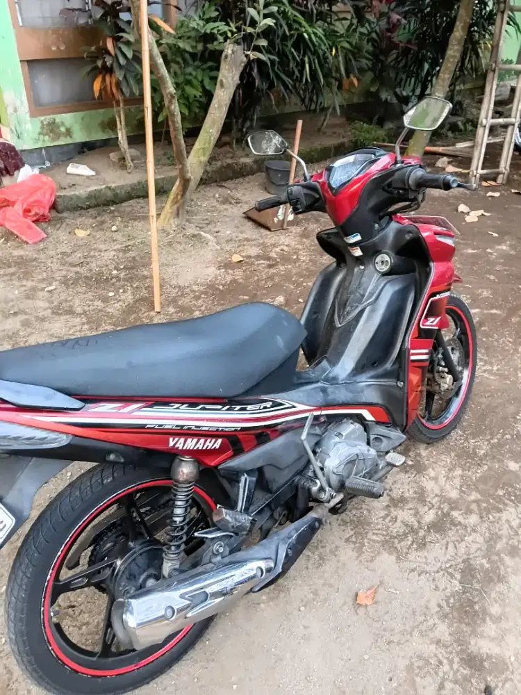 YAMAHA JUPITER Z1 2013
