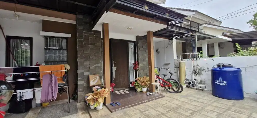 Dijual Rumah di Cluster Aralia