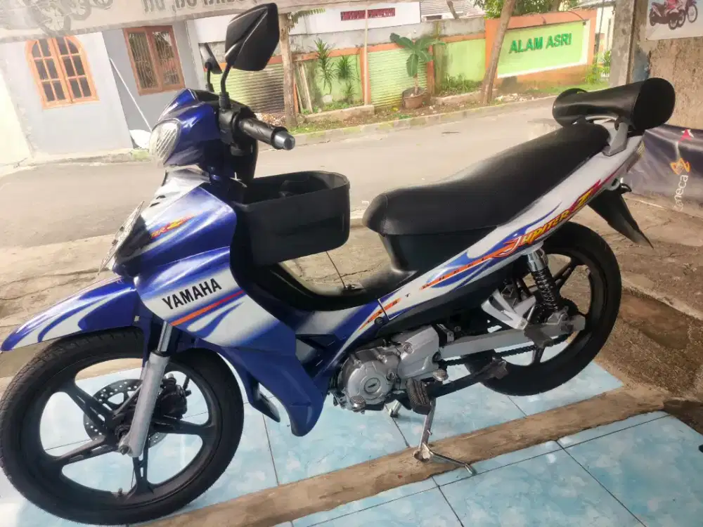 Jupiter Z 2005 cw