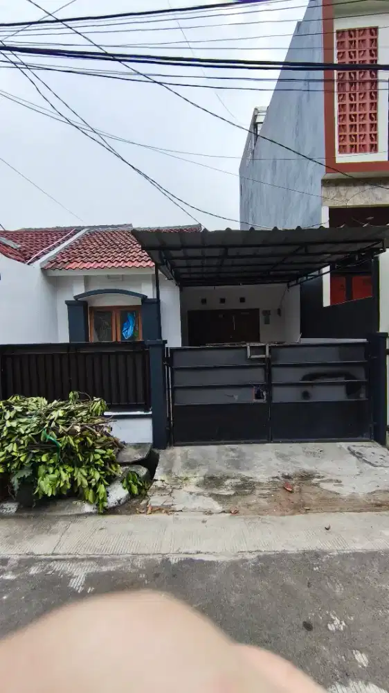 Disewa dutabumi siap huni baru renovasi