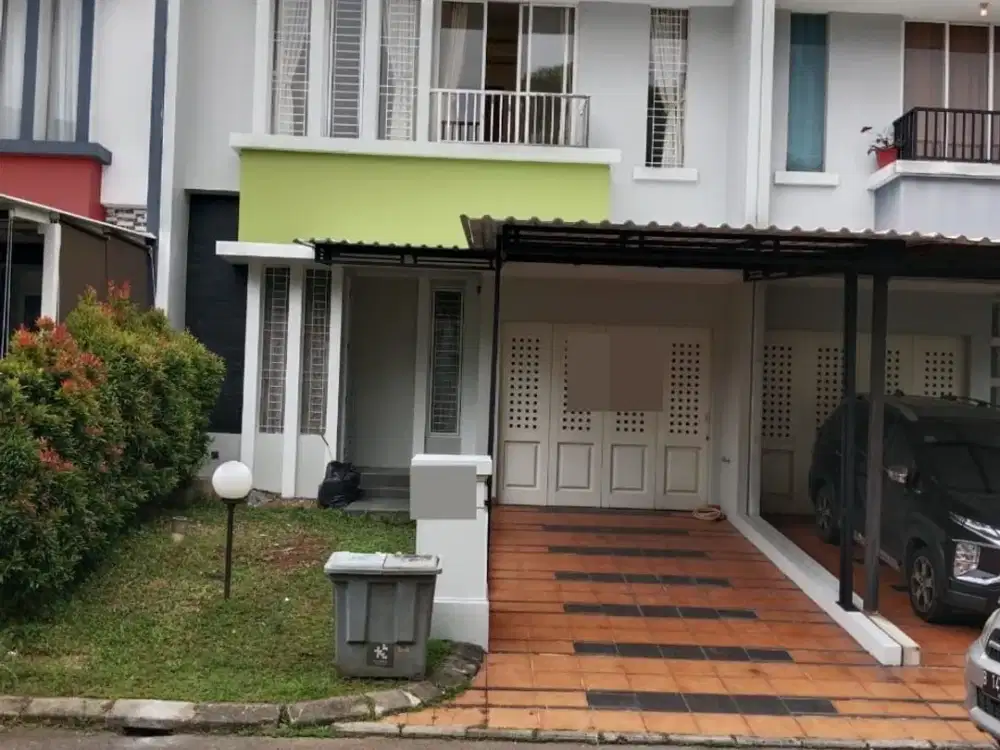 Rumah siap huni 2 lantai 4+1 kamar hadap utara di Topaz