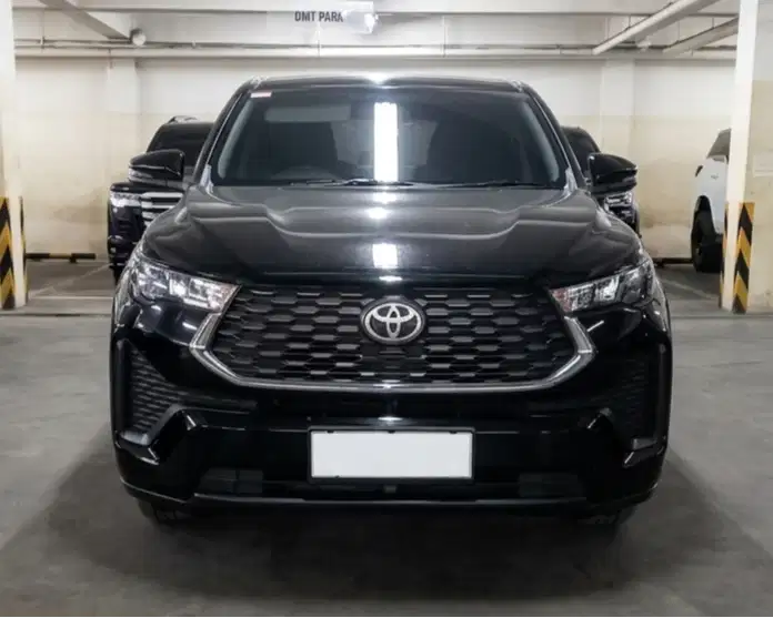 Toyota Land Cruiser 300 VX-R 4X4 AT