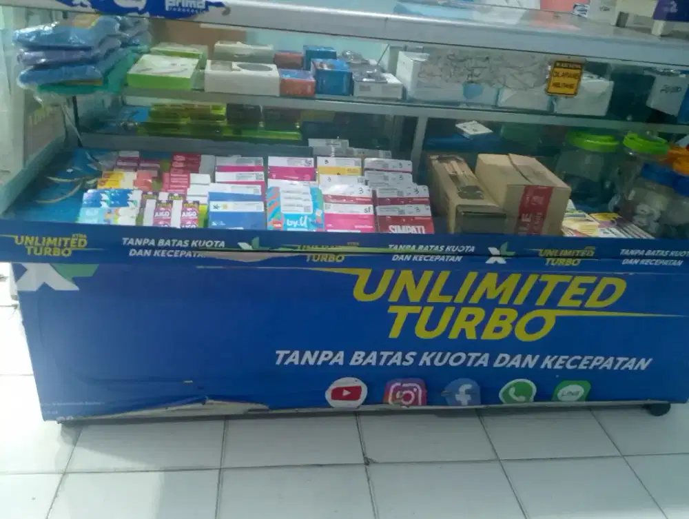 Etalase Bekas Konter Murah