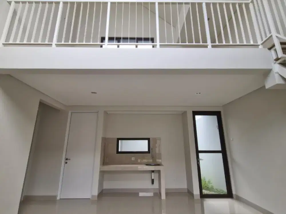 Rumah 1,5 lantai 3 kamar siap huni di Paramount Petals