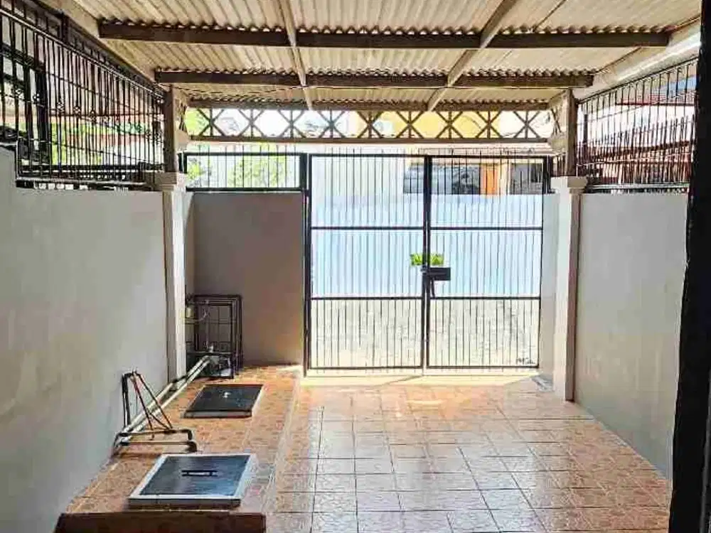 Dijual Rumah Cantik Siap Huni di Permata Taman Palem