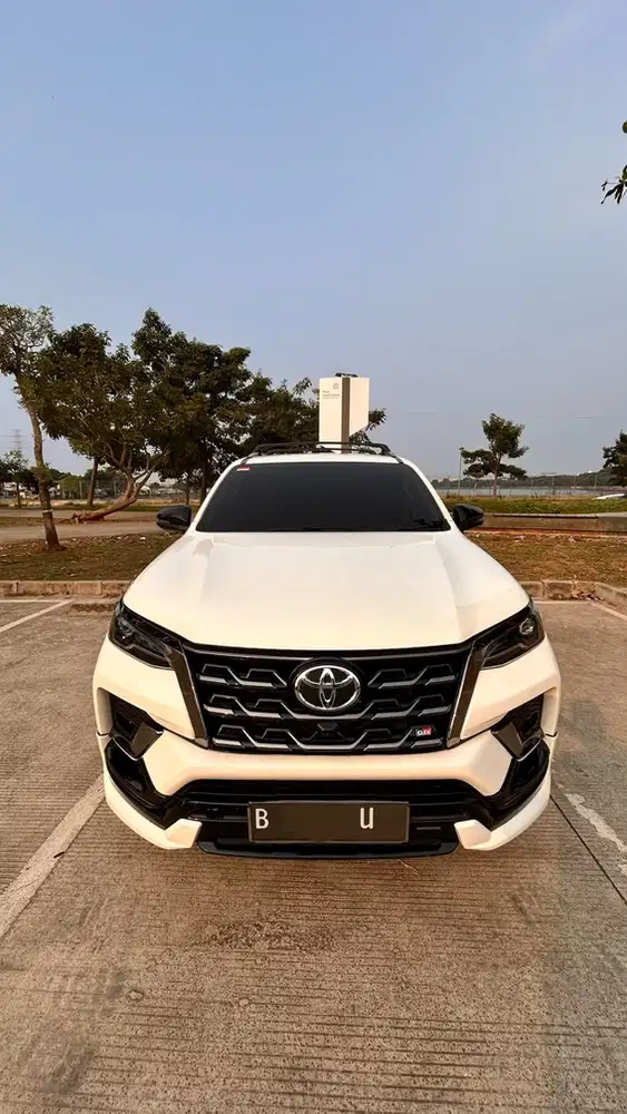 Toyota Fortuner 2.4 GR SPORT 2022 LAST EDITION