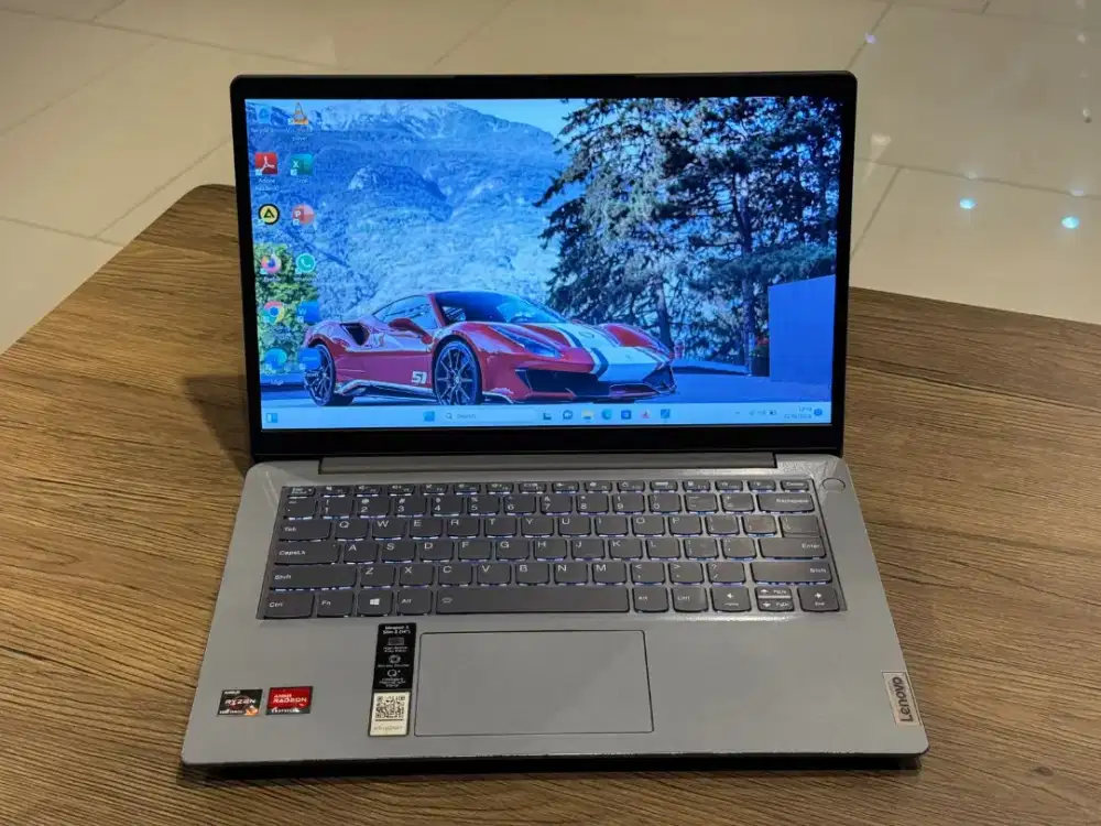 Laptop lenovo Ideapad slim 3  Amd Ryzen 3 5300 RAM 8GB SSD 512GB