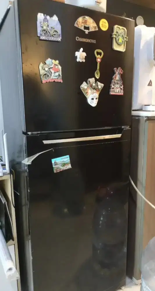 Kulkas 2 pintu changhong blh nego