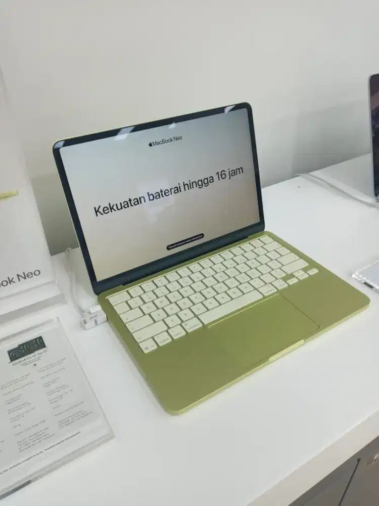 Macbook neo 13 inci