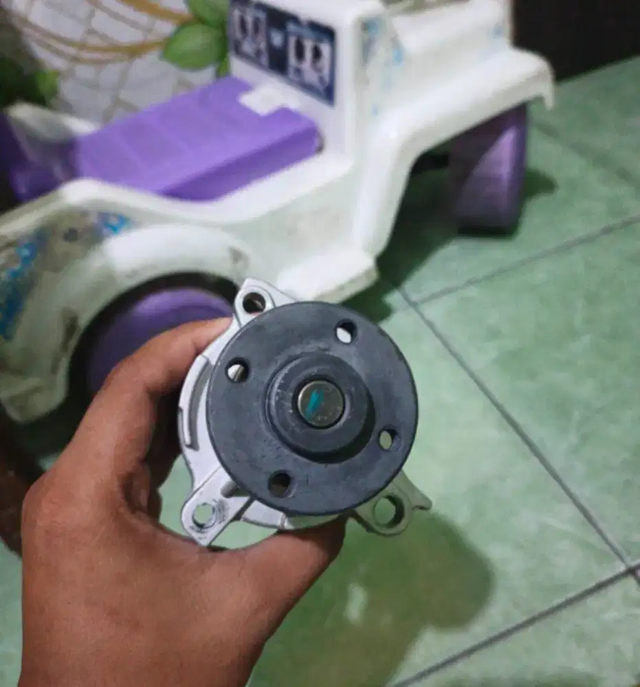 Water pump xenia 1.0 cc