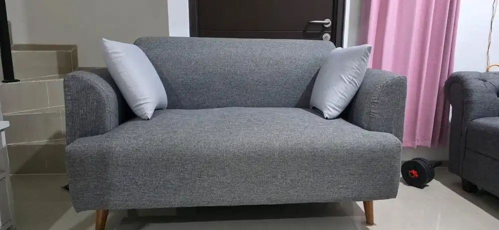 Sofa seater dua, sofa minimalis