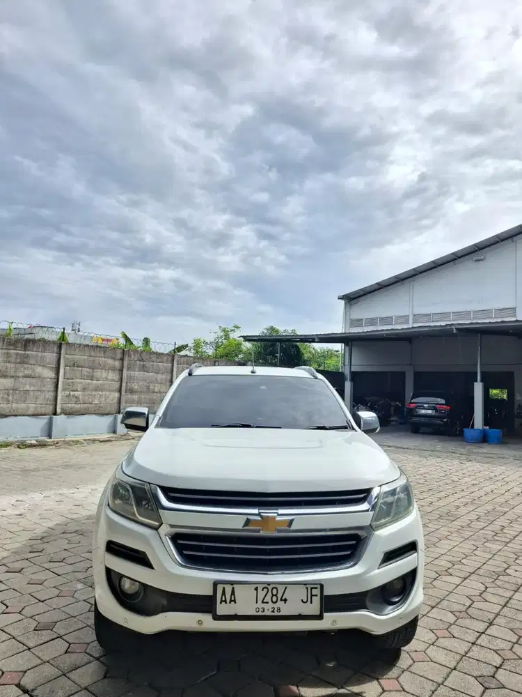 Trailblazer 2017 LTZ matic. Km 150rb