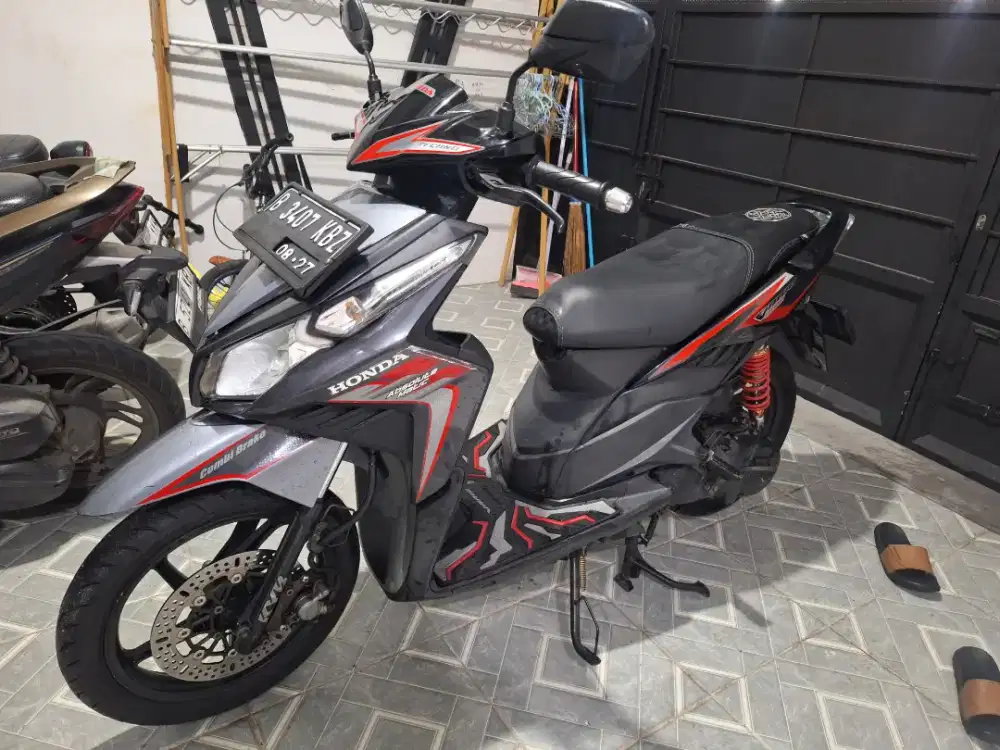 Jual Vario Techno 110 tahun 2011