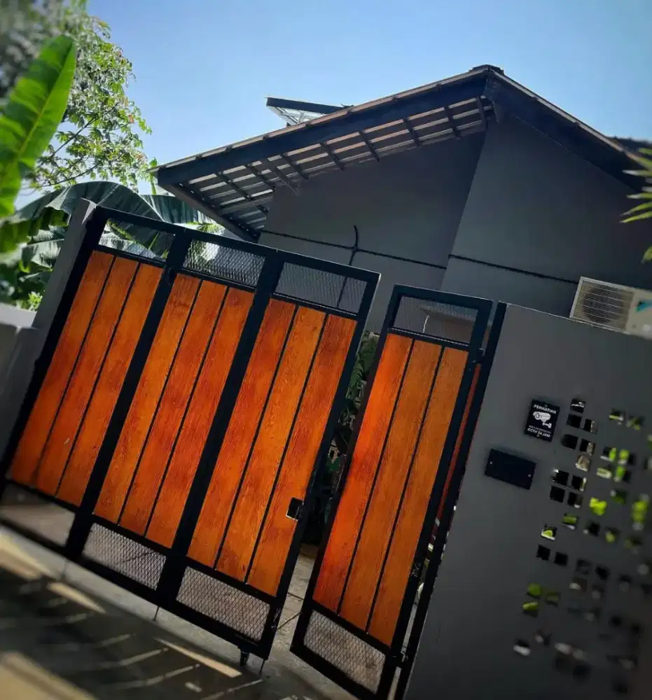 Dijual Rumah konsep Industrial Bangunan Baru dlm Perumahan harga nego