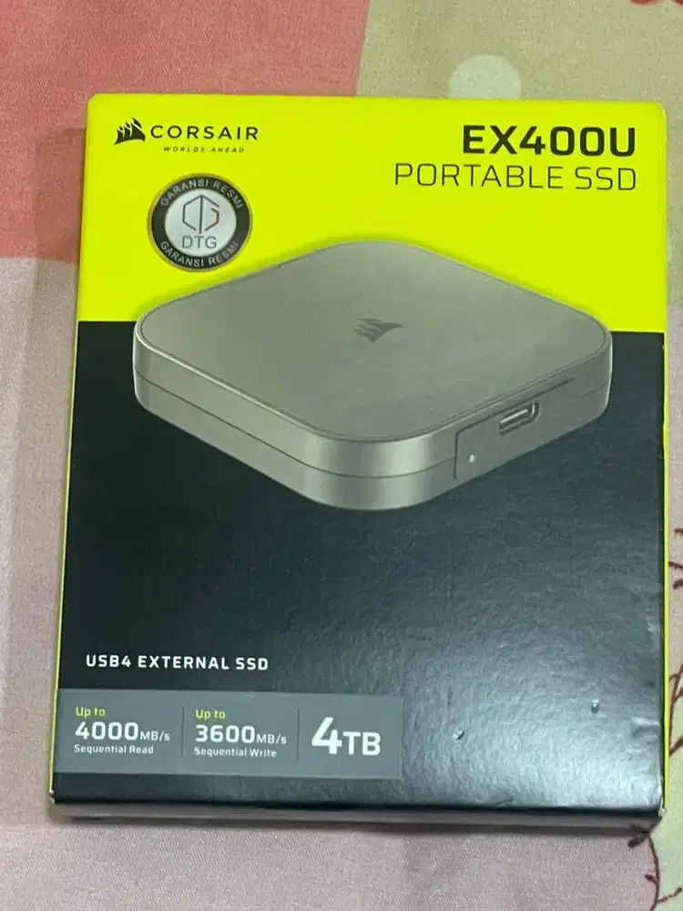 Ssd 4tb usb4 corsair ex400u baru